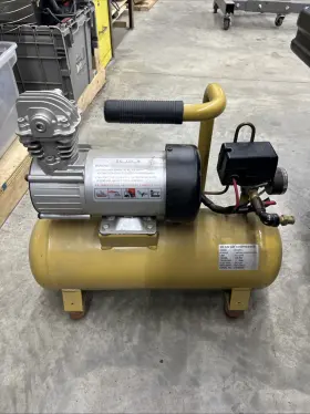 JH12TC-16 EAGLE FLIGHT Volt Air Compressor Gallon Tank Cycle JH12TC-16 EAGLE FLIGHT Volt Air Compressor Gallon Tank Cycle